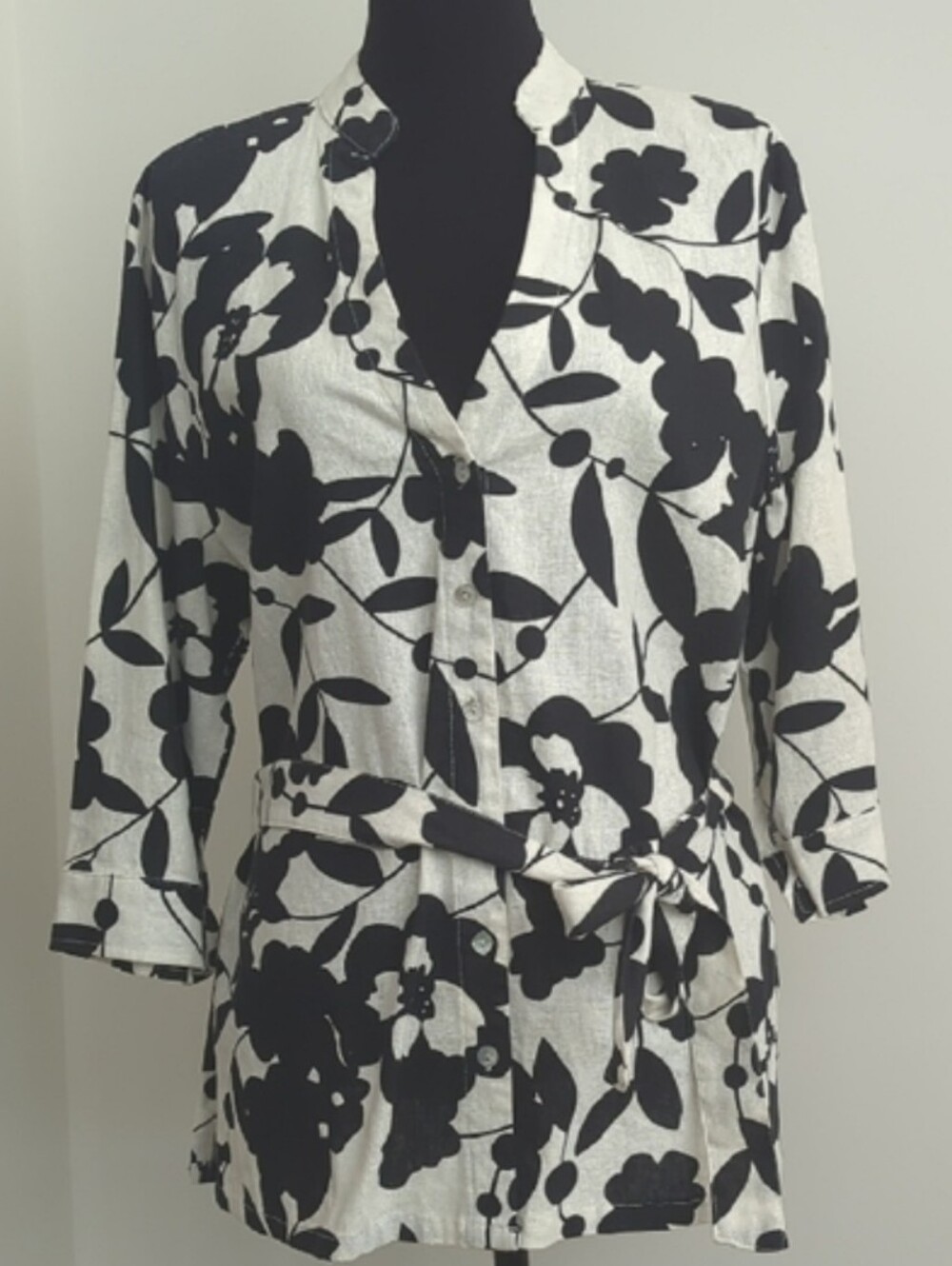 Sherry Taylor Black White Floral Linen Blend Belted Button Down Tunic Shirt LRG